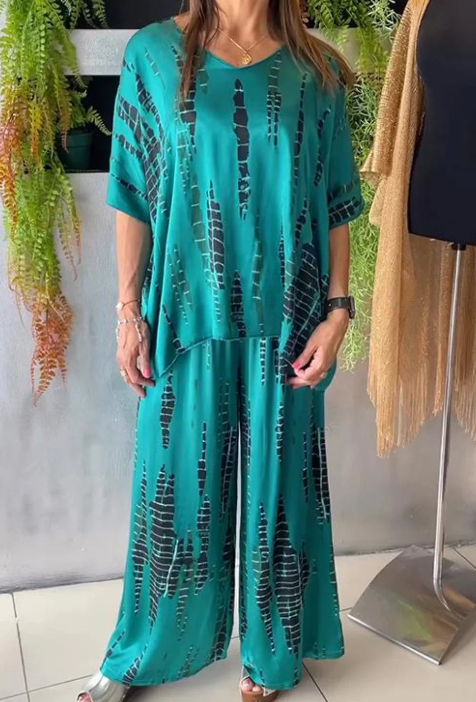 Summer Fashion T-shirt Pants Set Women Geometric Print Short Sleeved Tops Loose Wide Leg Pants Elegant Lady Set Clothing